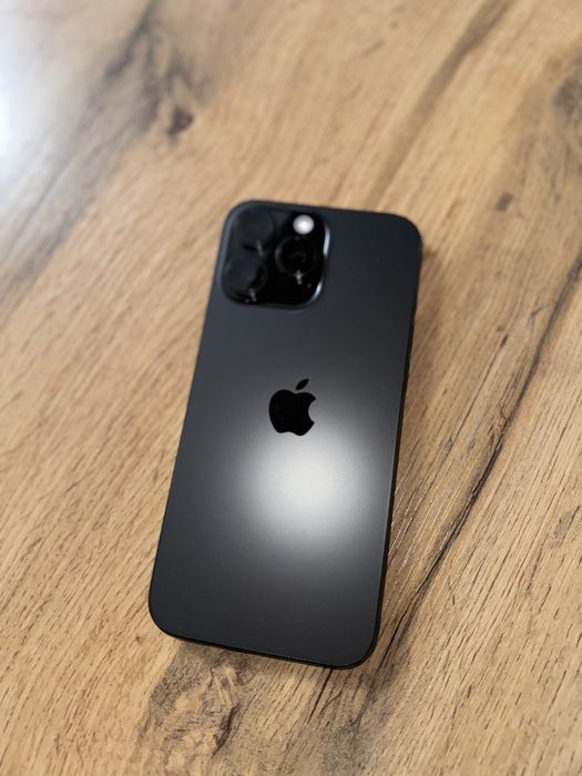 IPHONE 16 pro max 246 gb , AH/A Dubai