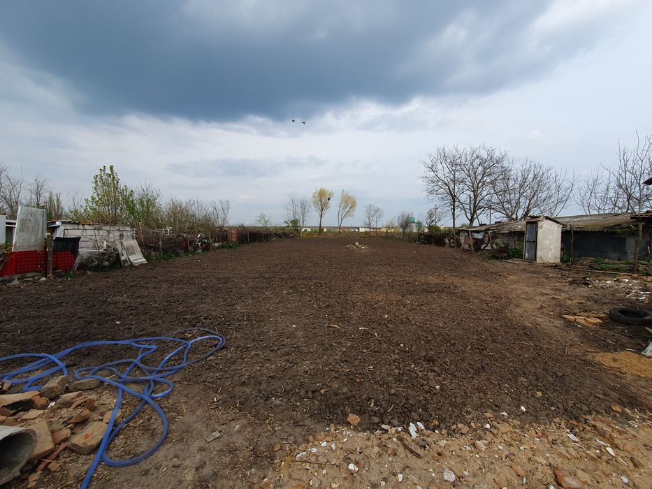 De vânzare teren intravilan 3200 mp