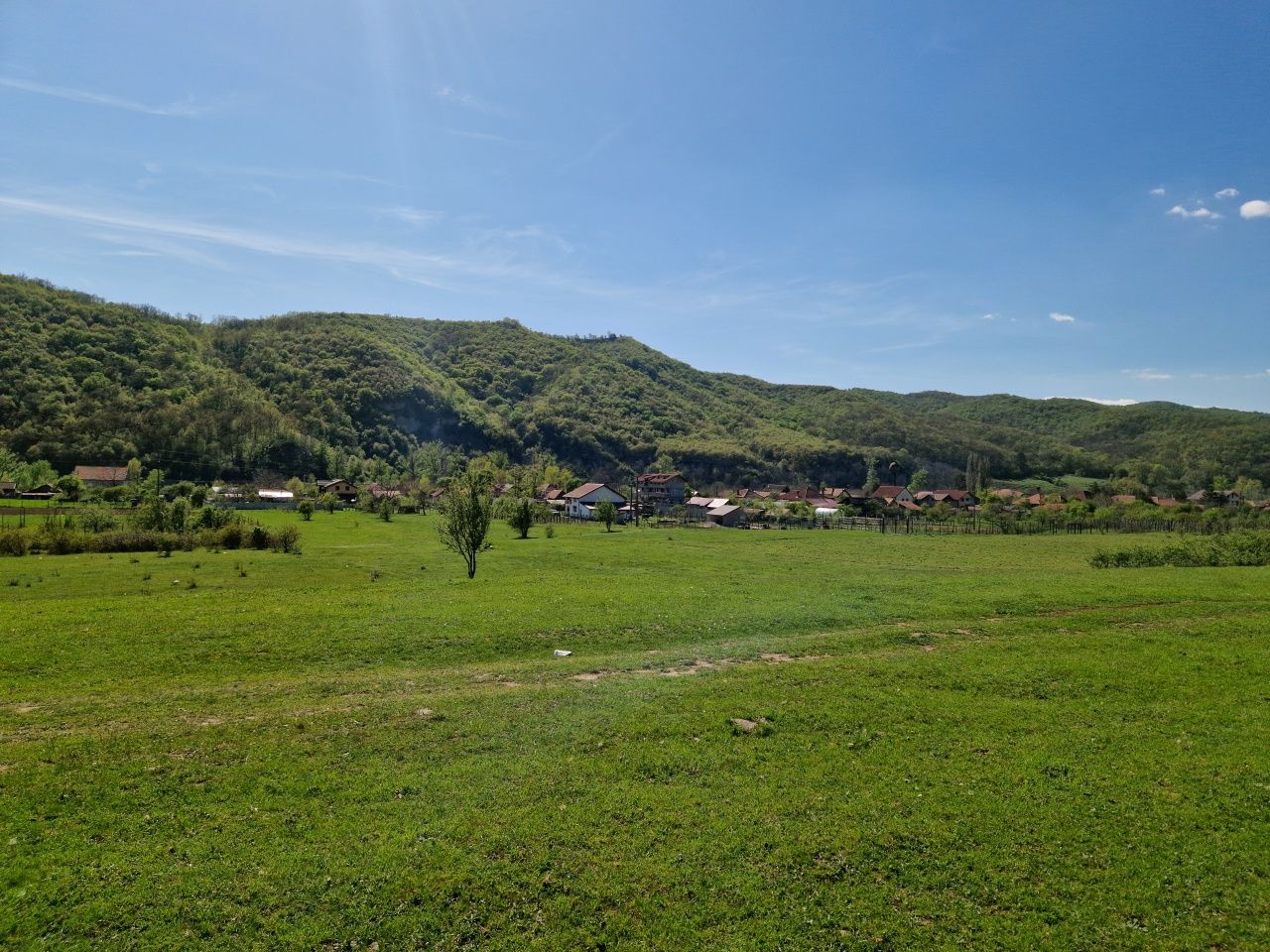 Teren de vanzare. 5000mp