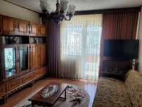 Apartament 3 camere semidecomandat