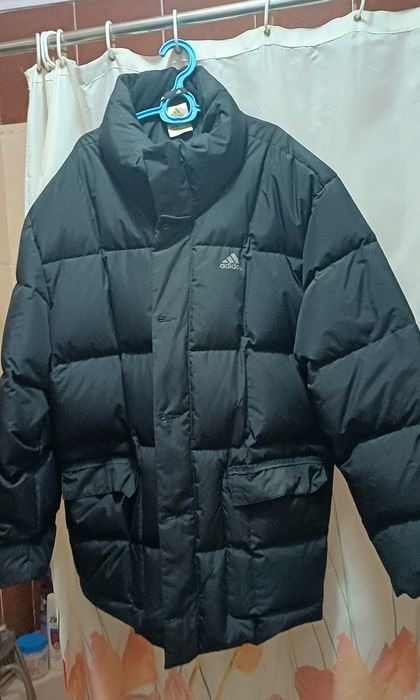 Продается  куртка  Адидас   бредовая
