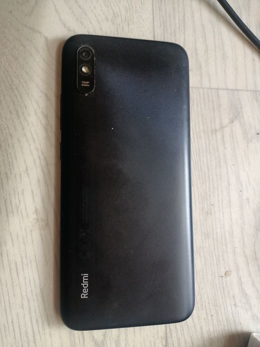 Продам телефон редми 9а