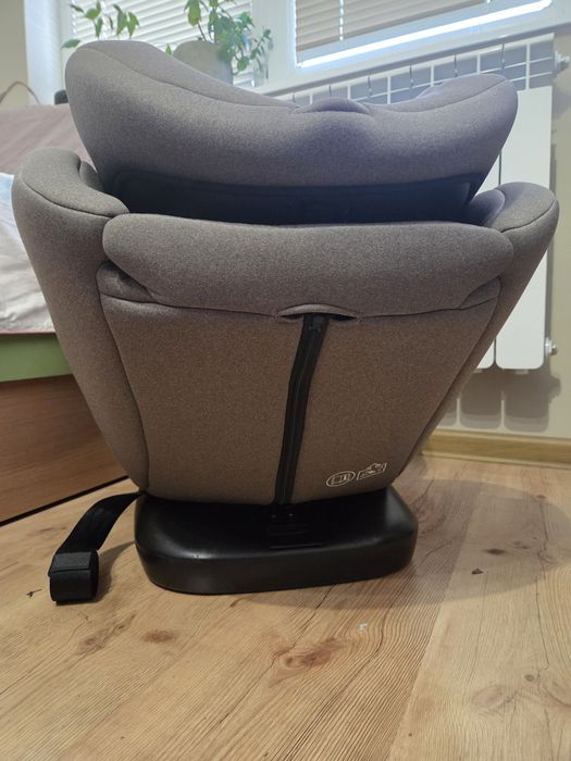 Стол за кола Kikka Boo I-SIZE I-COMFORT 360° ISOFIX (40-150 см) кафяво