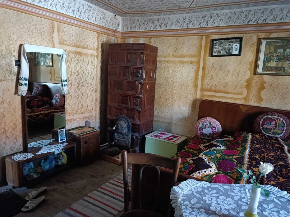 Casă de vânzare în Târnova, jud. Caraș-Severin – 3 camere, teren 1079