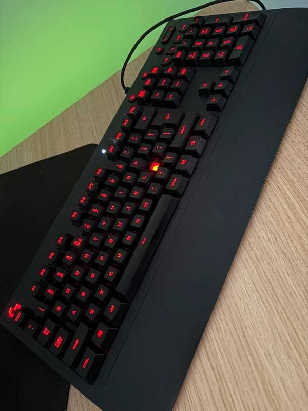 Tastatura Gaming RGB Logitech G213 - Perfect Functionala