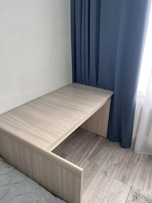 Парта для учебы удобные