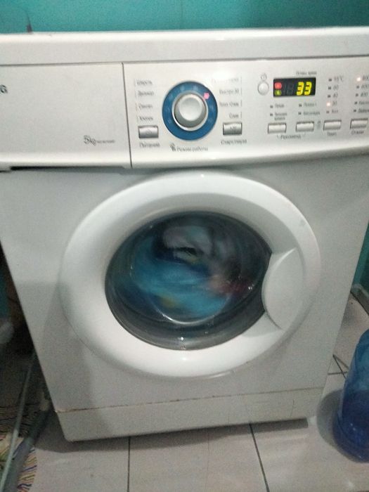 Продам стиральную машину
