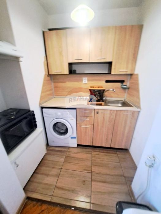 Дава се под наем Двустаен апартамент в Варна, Лятно кино Тракия - 52 кв.м за 433.5 € - Снимка #1