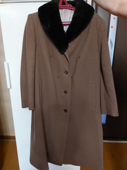 Продам зимнее пальто