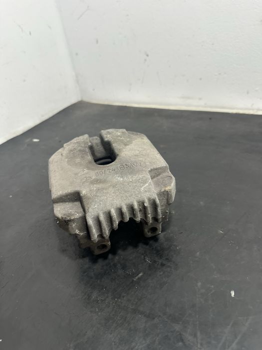 Etrier frana dreapta spate BMW Seria 5 E60 E61 525d