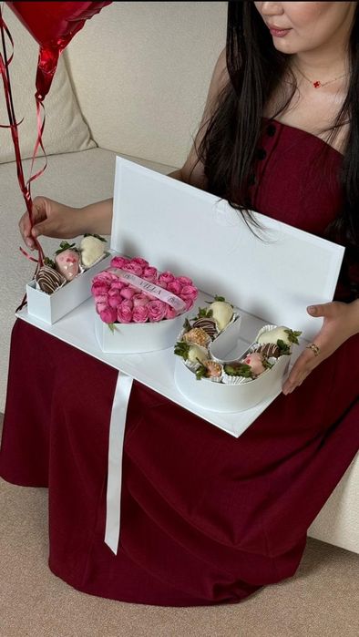 I lave каробка и клубника