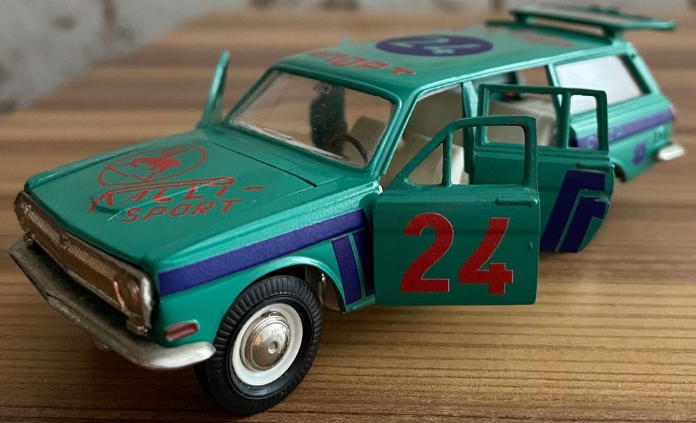 Волга ГАЗ 24-02 Сделано в СССР Мащаб 1:43 Метал