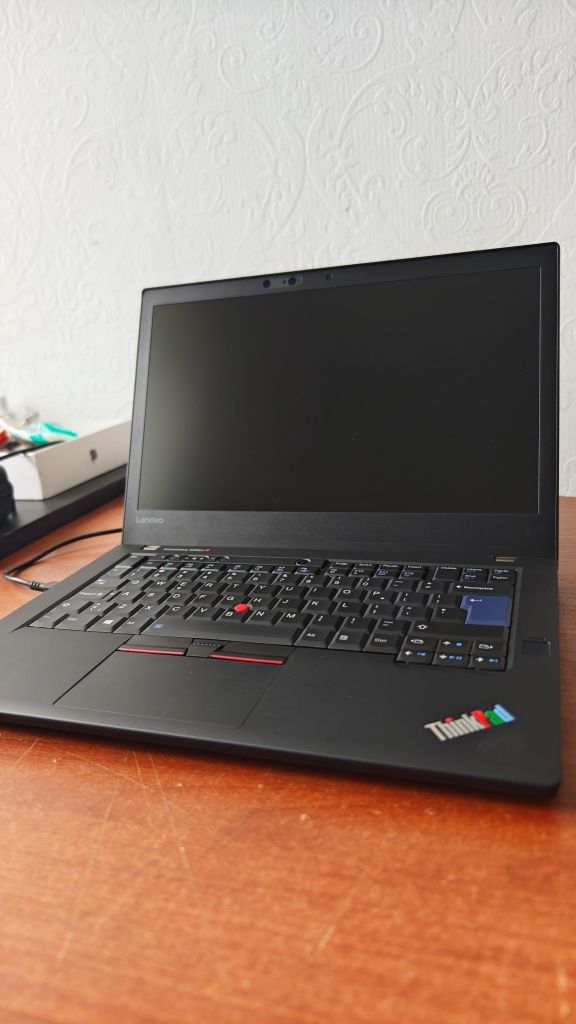 ThinkPad T25 юбилейный