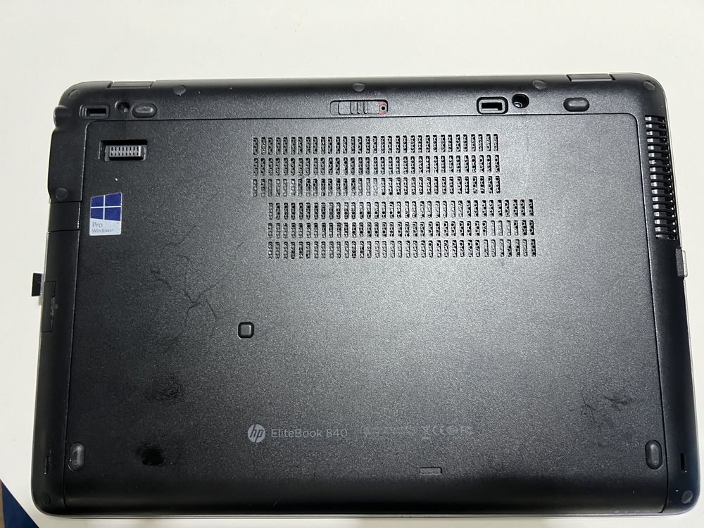 Laptop HP EliteBook 840 - i7 5600 - 12 GB RAM - Autonomie cca. 5 ore