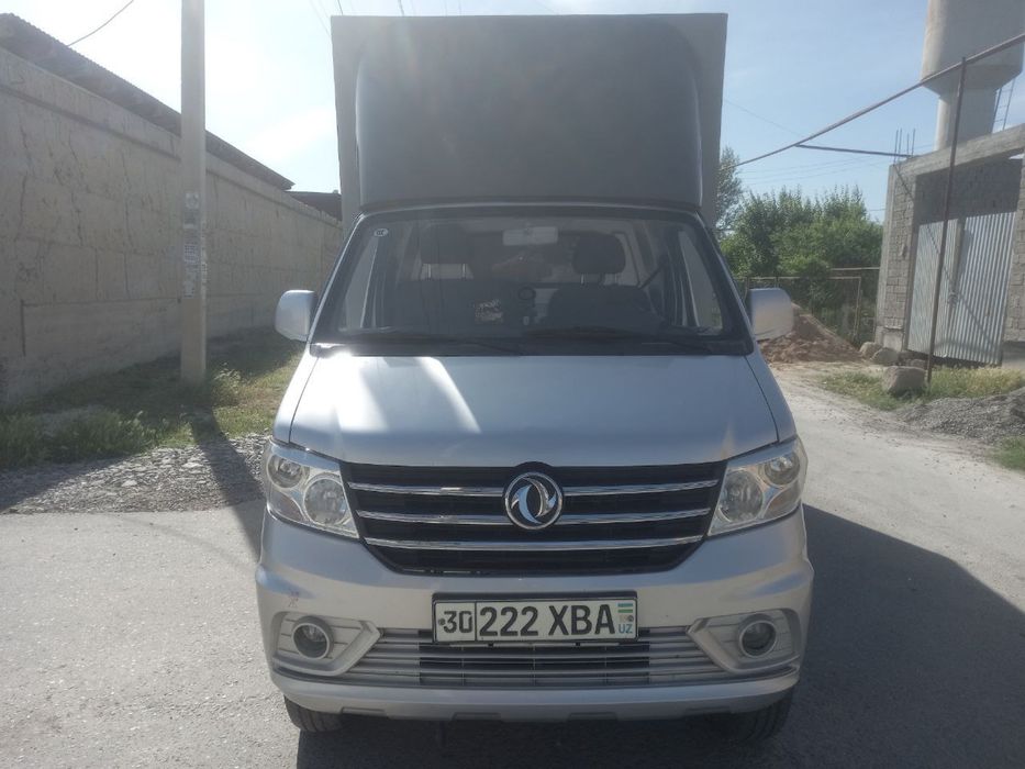 Продаеться грузовая машина Dong Feng в отличном состоянии