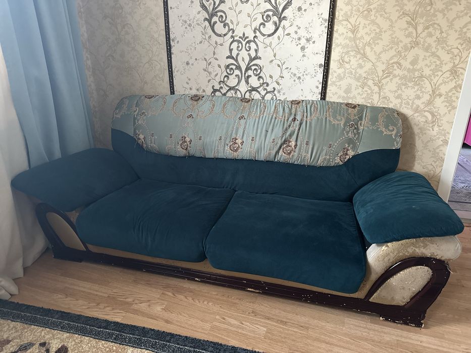 Диван с креслами