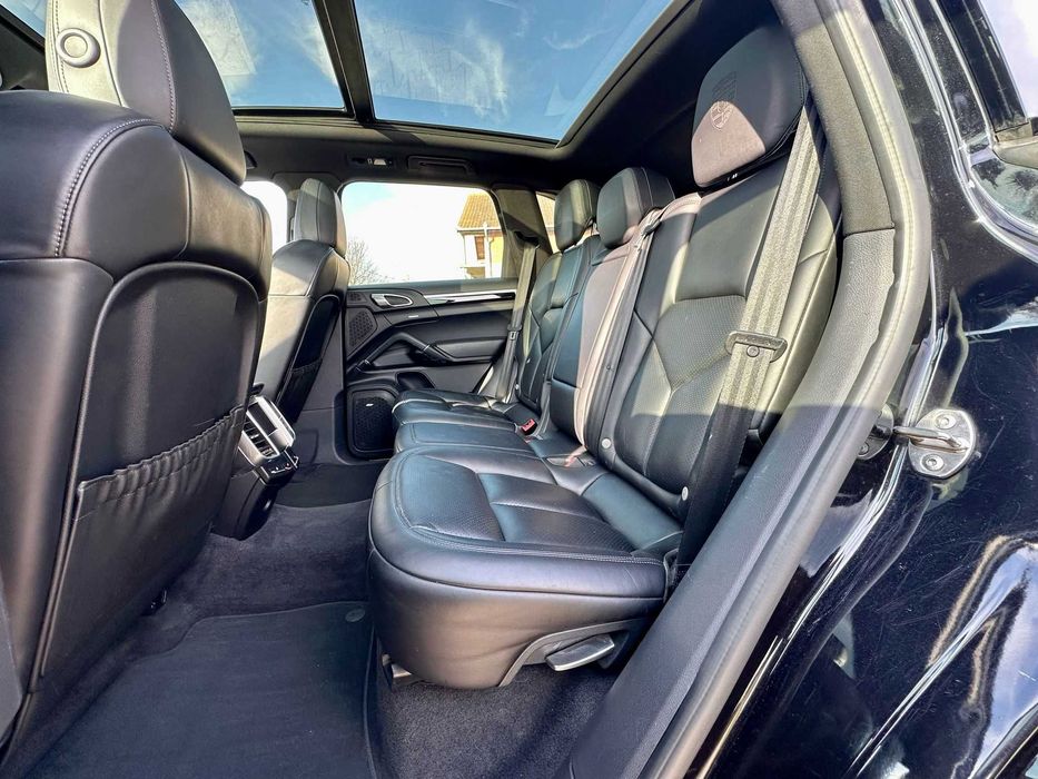 Porsche Cayenne 3.0Tdi Facelift Platinium Edition Garantie/livrare
