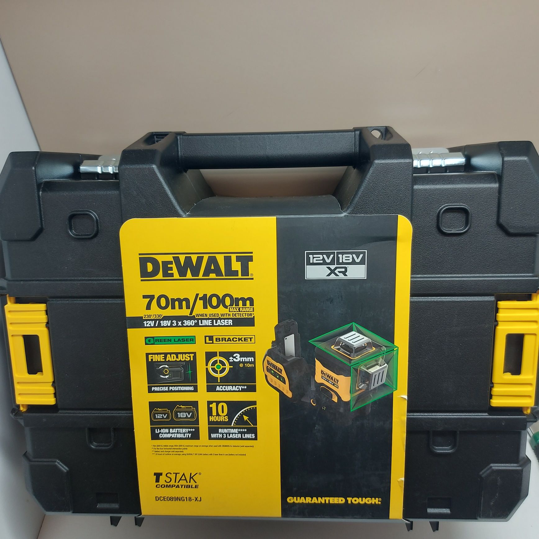 Зелен лазерен нивелир с 3 лъча DeWALT DCE089NG18-XJ 12V-18V