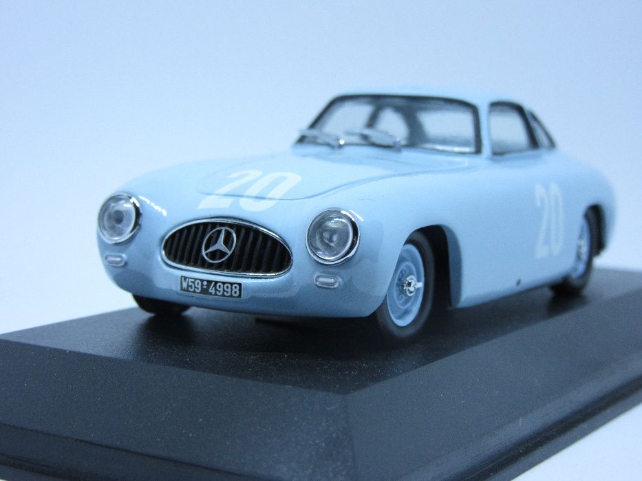 Macheta Mercedes 300 SL MaxModels 1:43