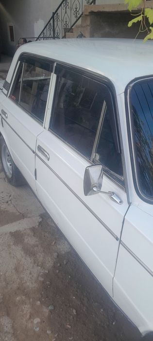 Sotiladi Lada  0.6