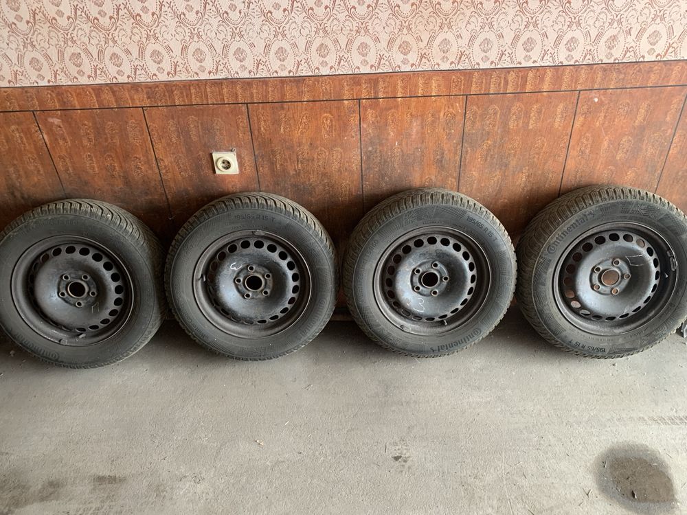 Джанти със зимни гуми за ВАГ групата  15 цола 5х112