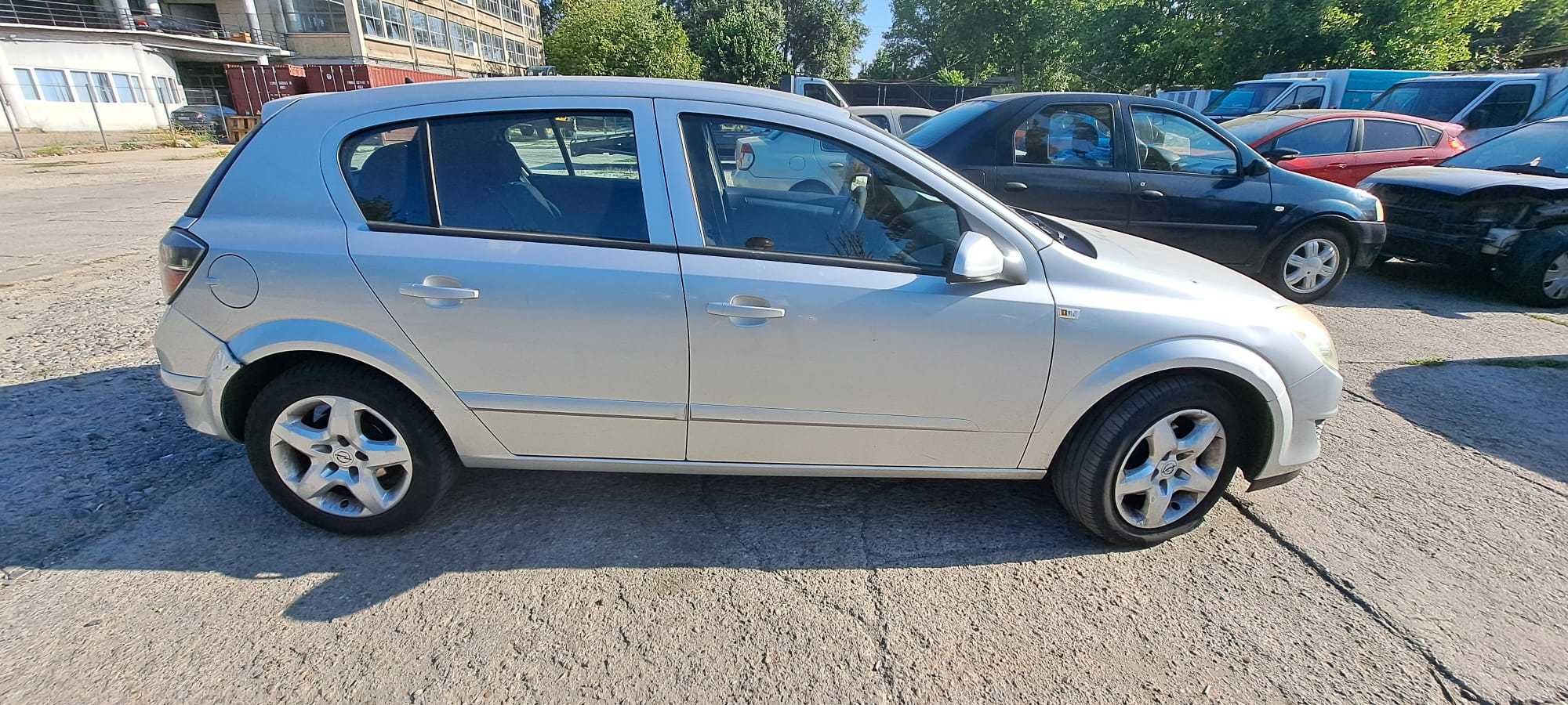 Dezmembrez Opel Astra H 1.7 Diesel DIN 2007 - Z17DTH