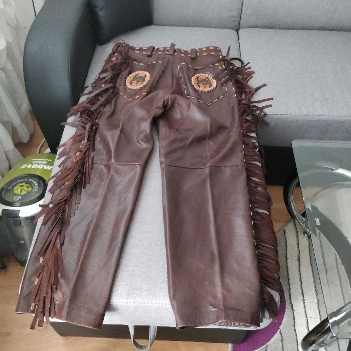 Costum piele cu franjuri si impletituri Handmade marime 52-54 unicat