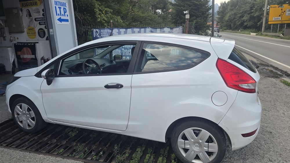 Ford Fiesta 1.4 Diesel MK6 an 2010 Prahova