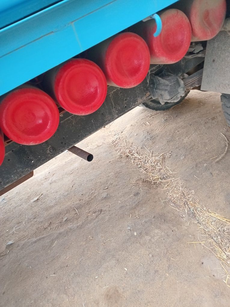 Gaz 54 1991 yil  6 gaz bolan bor