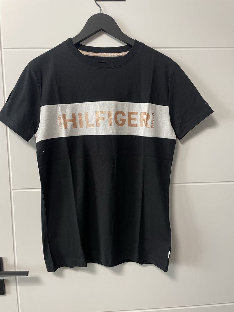 Тениска TommyHilfiger