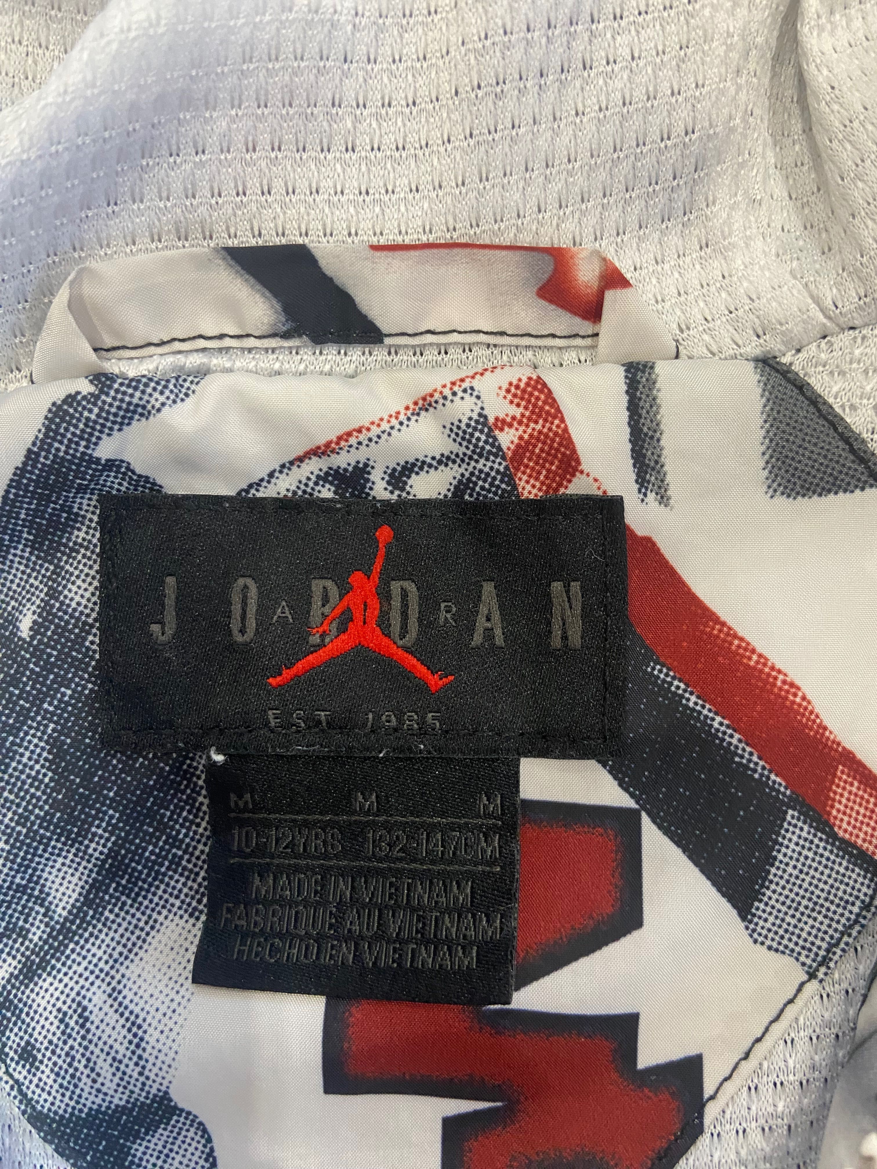 Детско яке Jordan 132-147 M размер