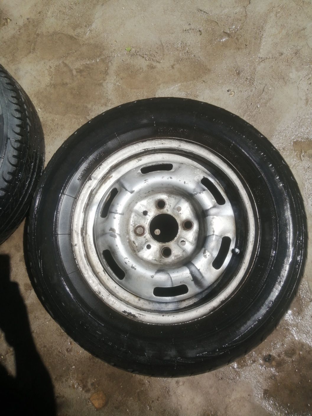 Продам шина R 13 175/70