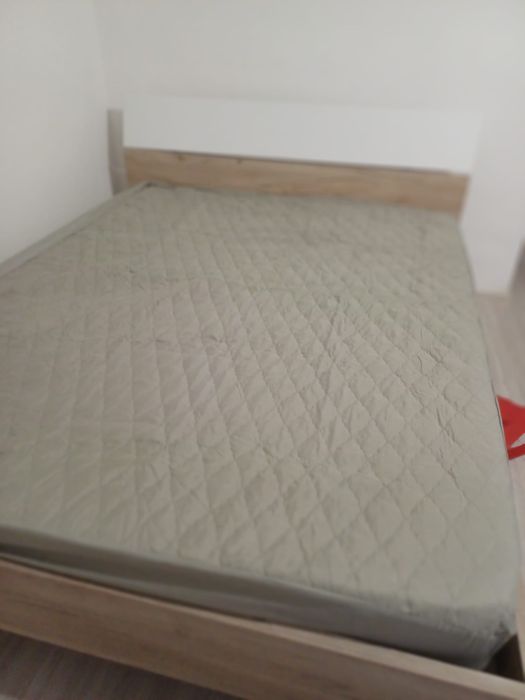 Închiriez garsonieră pe termen lung