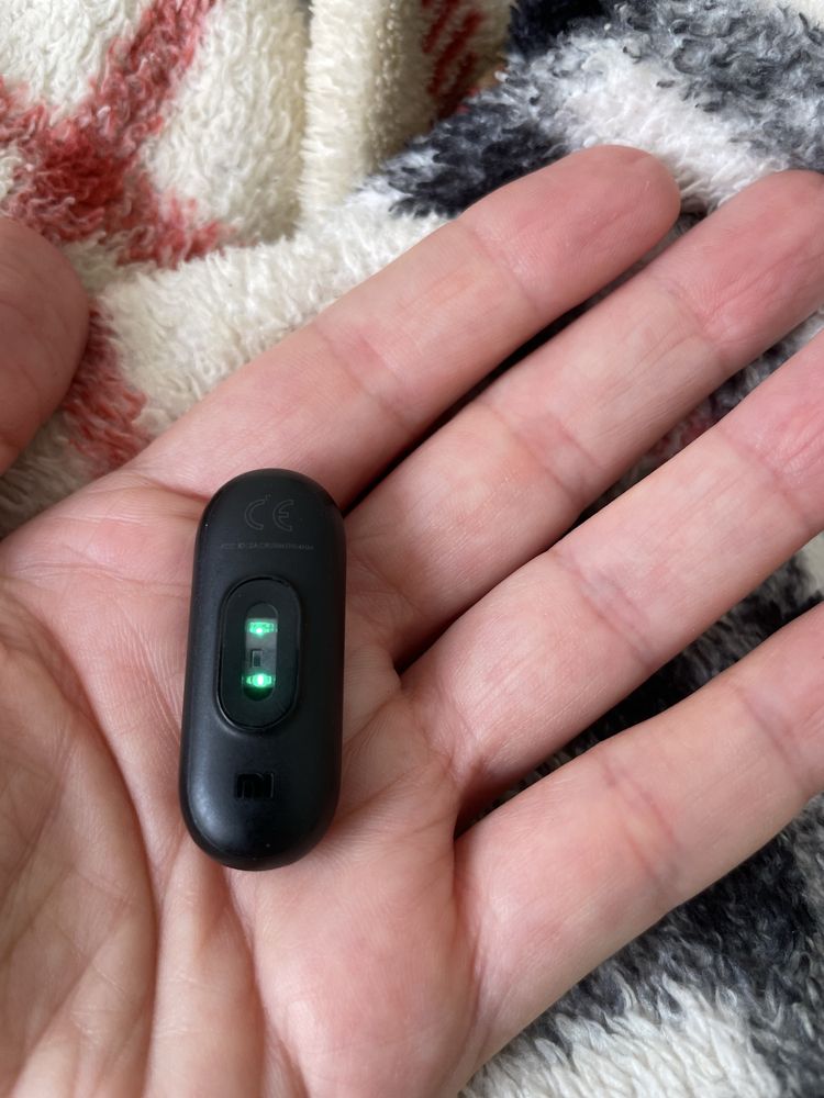Смарт часовник Xiaomi Mi Band 2
