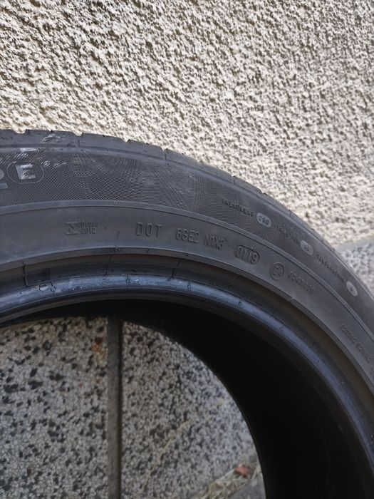Гуми Continental 215/55R18