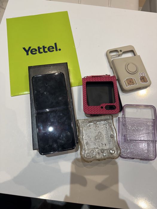 Samsung Galaxy Z Flip 5 256 gb