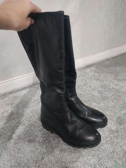 Длинные сапожки женские