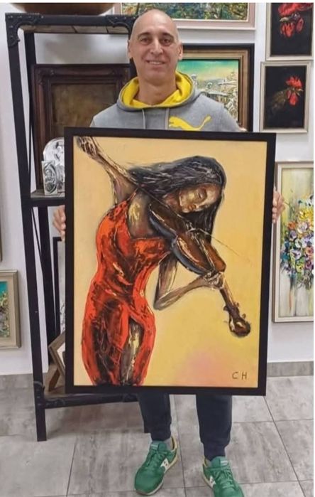 Цигуларката-каррина масло
Продавам нова картина-маслени бои
Размери с