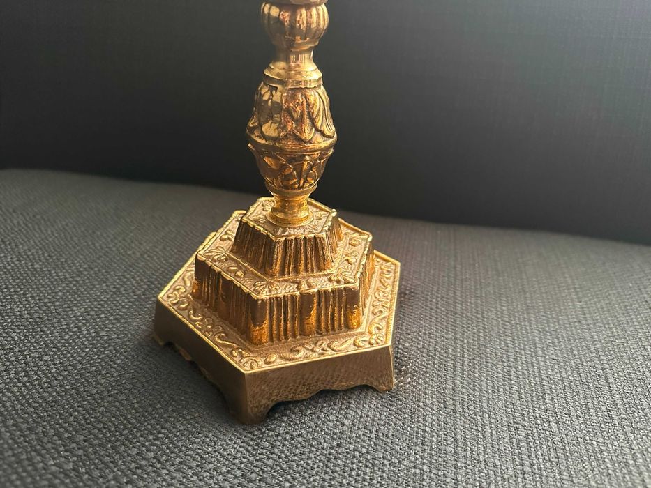 Бронзова менора 35,5 x 33 см.