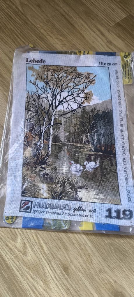 Vând goblene gata cusute