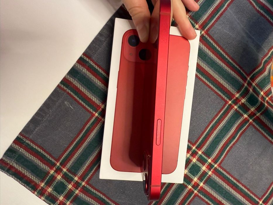 iPhone 13 Red 128