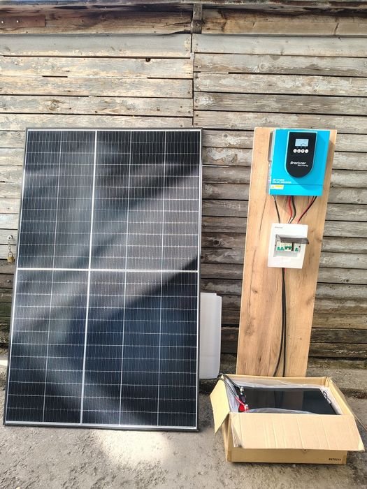 Kit sistem fotovoltaic invertor baterie panou