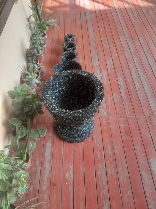 Gullar uchun kroshka tosh tuvaklar