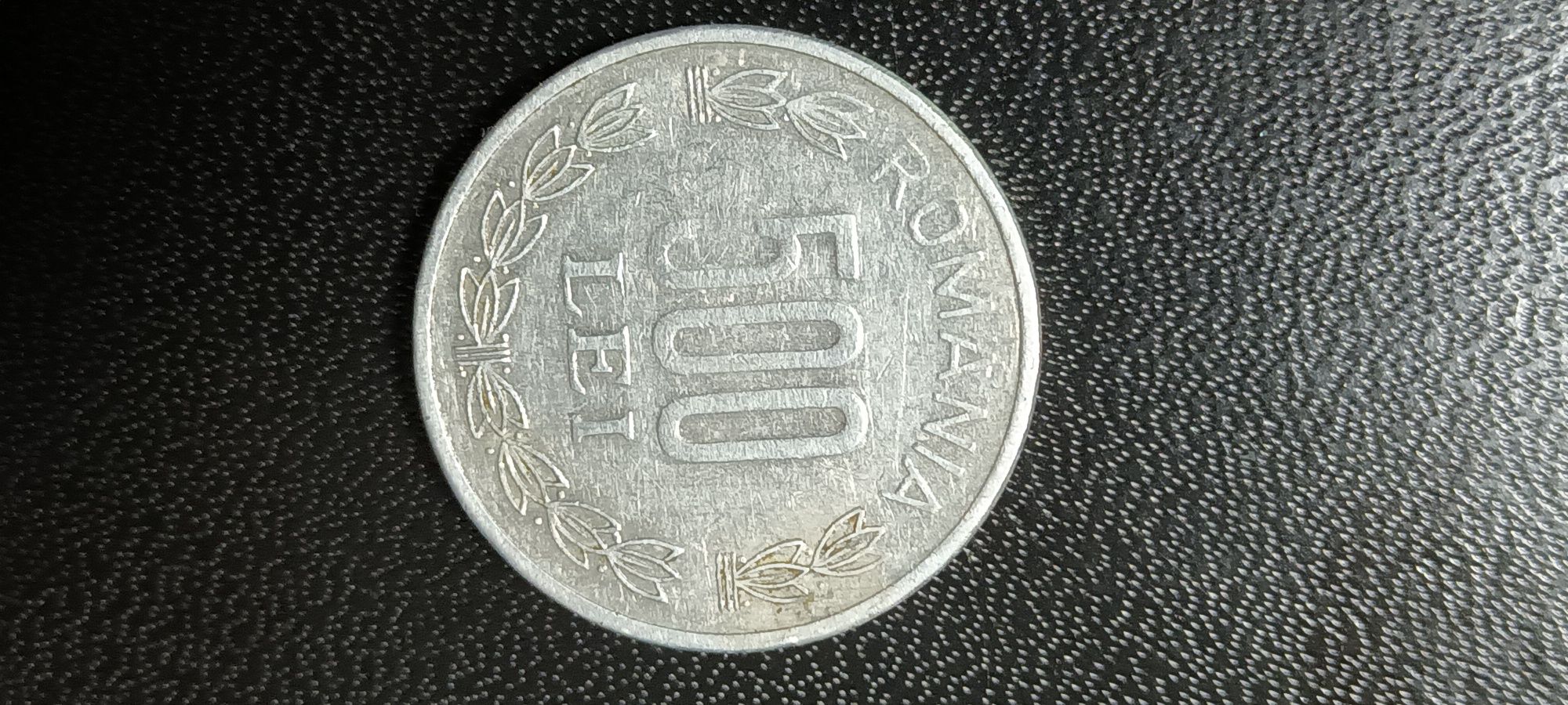 Vând monedă veche din 1999