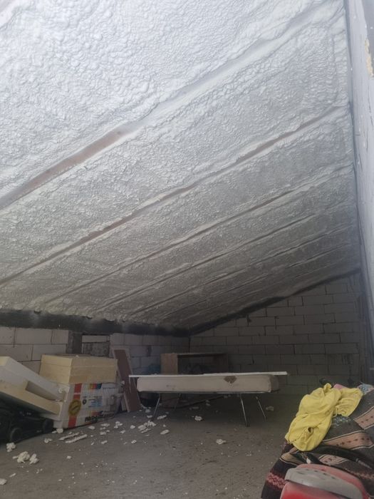 Termoizolatie cu Spuma Poliuretanica