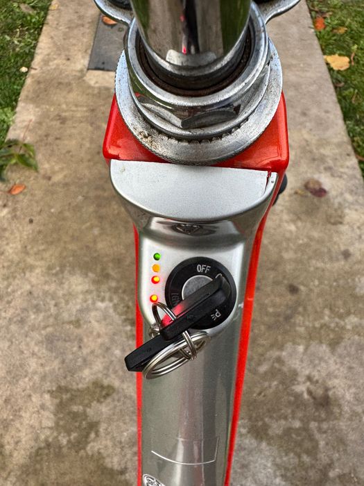 Bicicletă total electrica