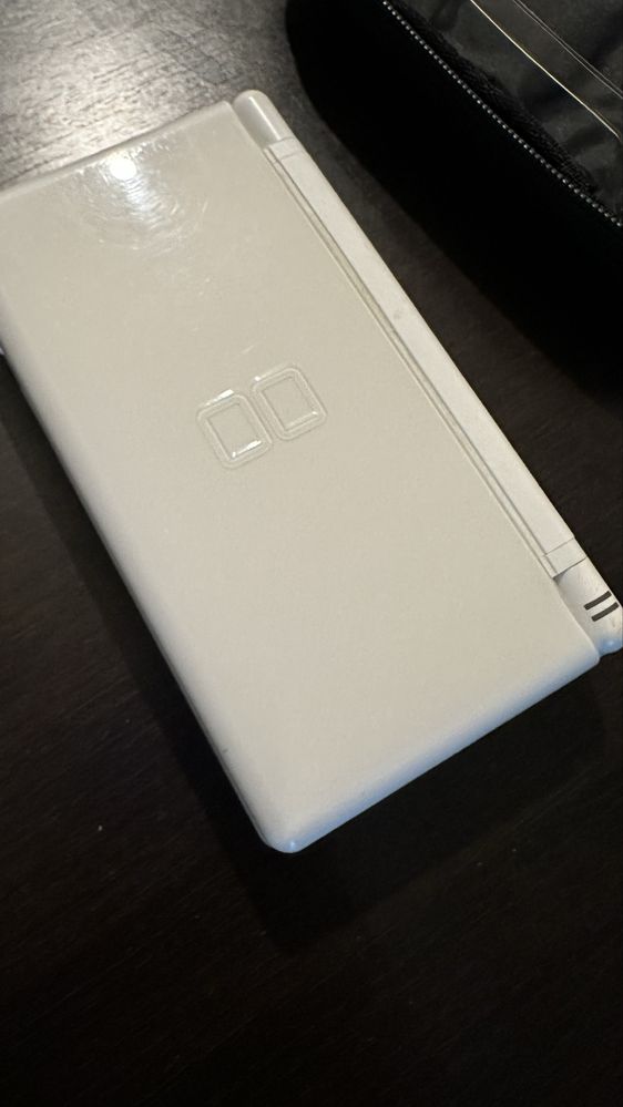 Nintendo DS lite