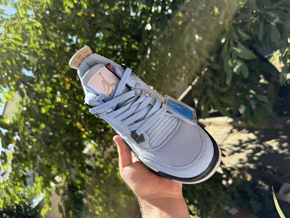 Jordan 4 University Blue, 36, 39, 40, 41, 42, 44, citeste descrierea