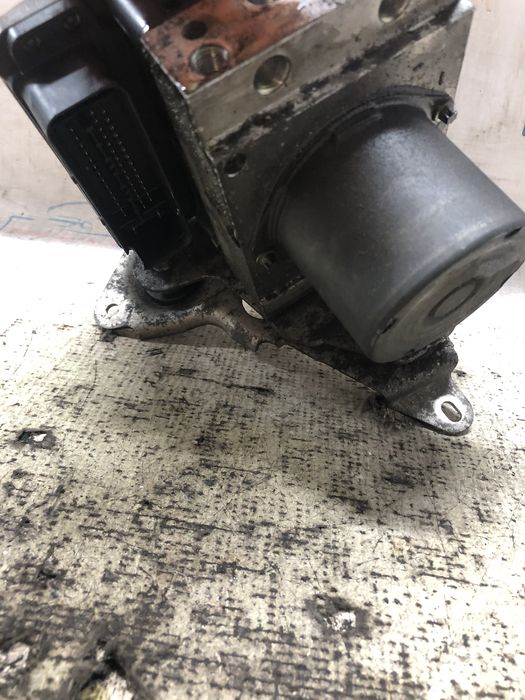 pompa abs audi a6 c7 2.0 2012