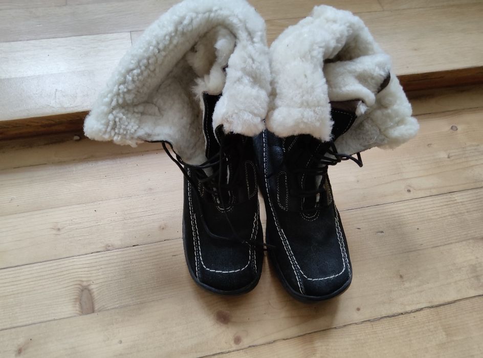 Продавам дамски боти Tamaris